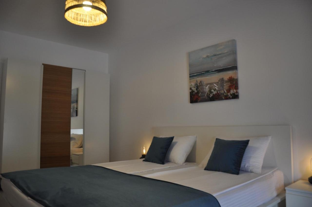 Coral Onix Apartment Neptun Bagian luar foto
